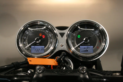 TRIUMPH BONNEVILLE T100 BLACK