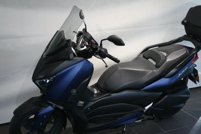 YAMAHA X-MAX 300