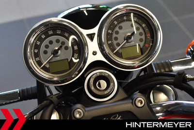 TRIUMPH BONNEVILLE T120 ELVIS PRESLEY
