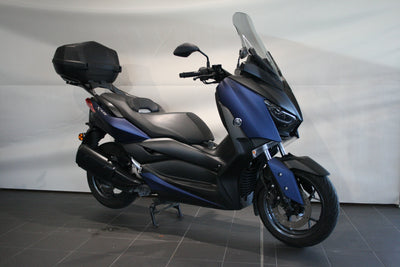 YAMAHA X-MAX 300