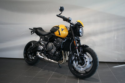 TRIUMPH TRIDENT 660 LLC EINZELSTÜCK