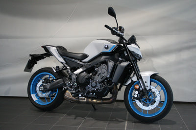 YAMAHA MT 09