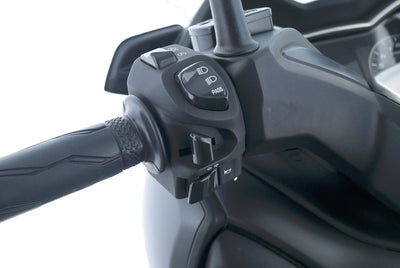 YAMAHA X-MAX 125