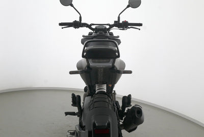 HUSQVARNA SVARTPILEN 125