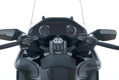 HONDA GL1800 GOLD WING TOUR DCT