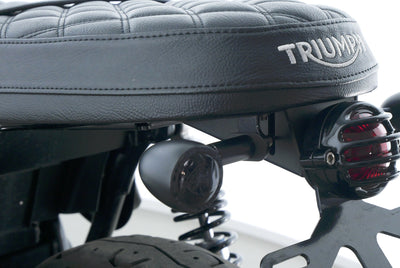 TRIUMPH BONNEVILLE T120  BLACK