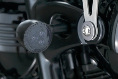 TRIUMPH BONNEVILLE T120  BLACK