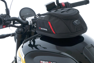 TRIUMPH TRIDENT 660