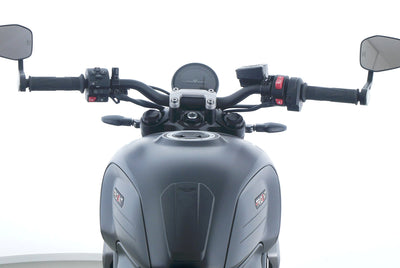 TRIUMPH TRIDENT 660