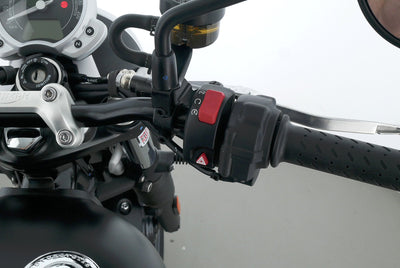 TRIUMPH STREET TWIN 900