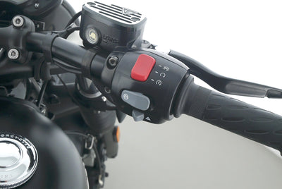 TRIUMPH BONNEVILLE BOBBER  BLACK