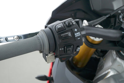 APRILIA TUONO V4 1100 FACTORY