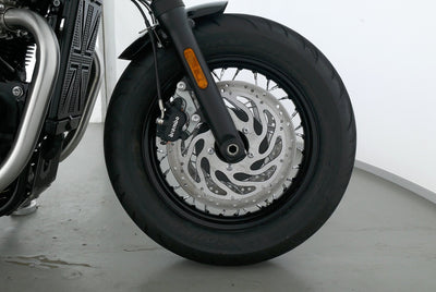 TRIUMPH BONNEVILLE BOBBER 1200