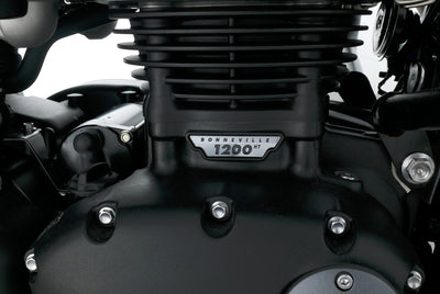 TRIUMPH BONNEVILLE BOBBER 1200