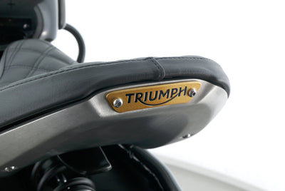 TRIUMPH BONNEVILLE BOBBER 1200