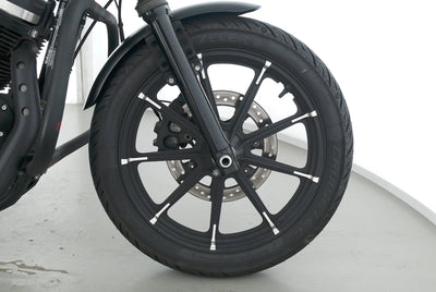 HARLEY DAVIDSON SPORTSTER XL 883 N IRON