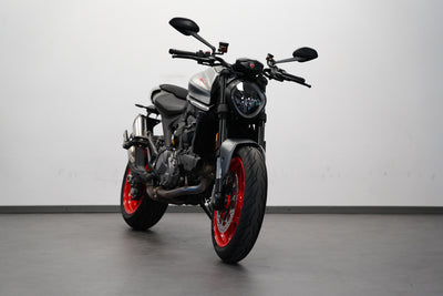 DUCATI MONSTER