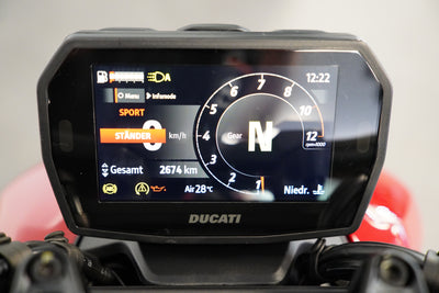 DUCATI STREETFIGHTER V2 S