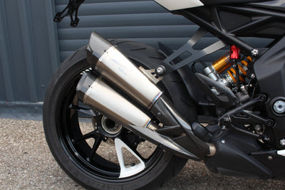 TRIUMPH SPEED TRIPLE 1200 RR
