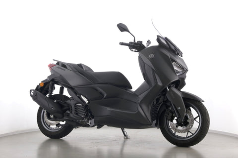 YAMAHA XMAX 125