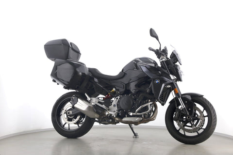 BMW F 900 R TRIPLE BLACK