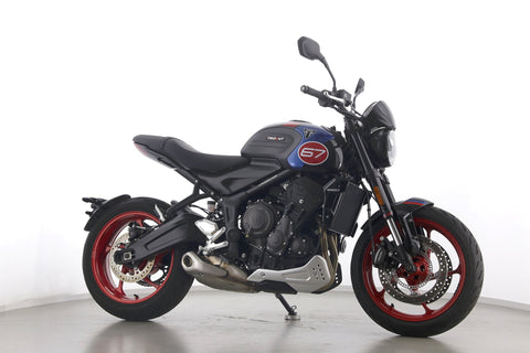TRIUMPH TRIDENT 660