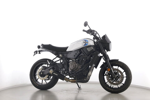 YAMAHA XSR700