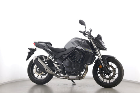 HONDA CB 750 HORNET